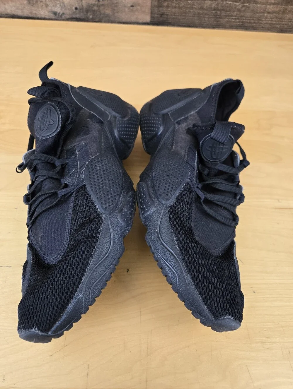 Nike Huarache E.D.G.E. TXT Triple Black Sneaker Shoes AO1697- 005 Men’s Size 11